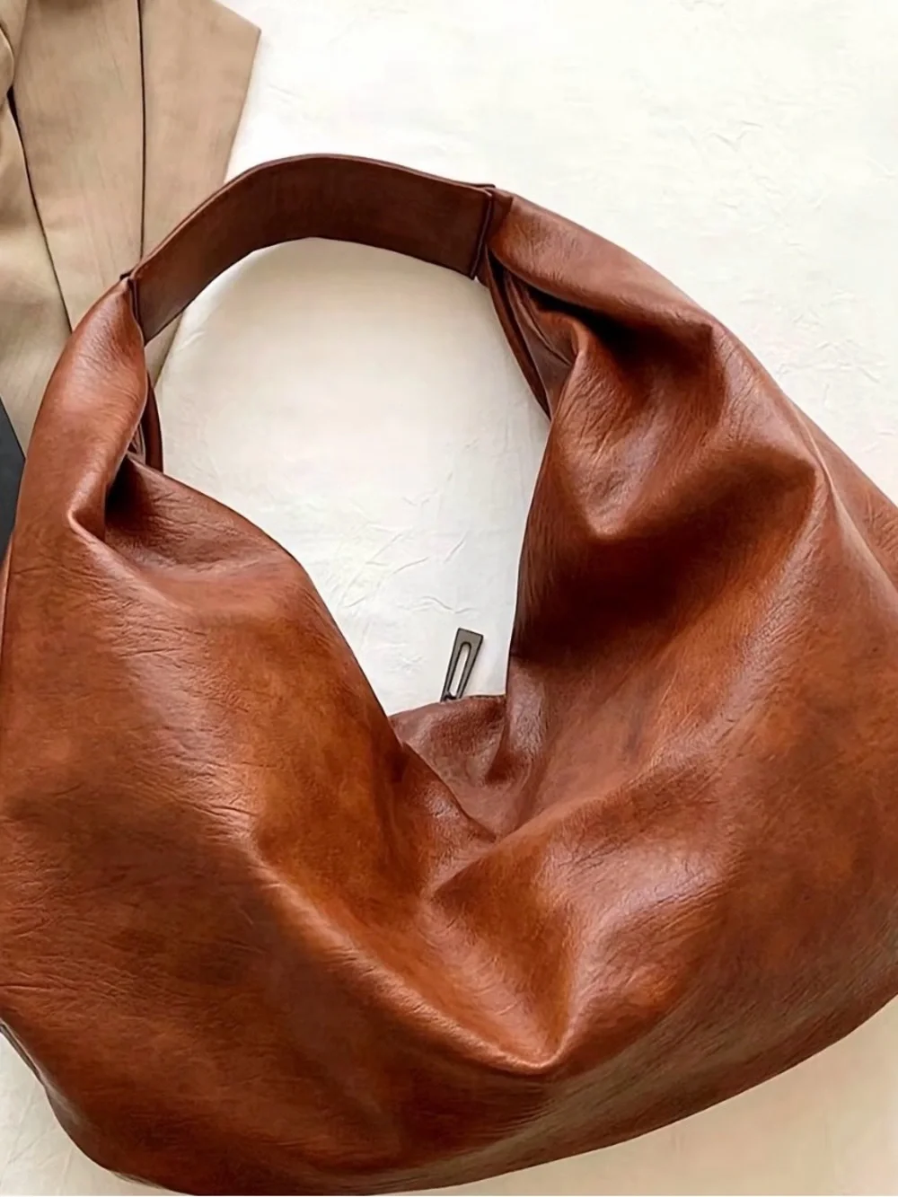 AYVA Saria Hobo Bag